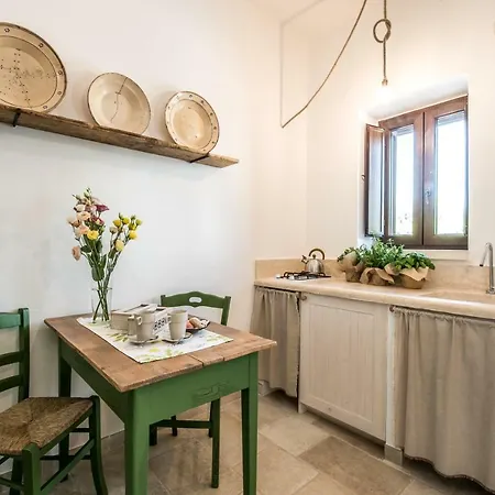Aparthotel Tenuta Sisto *